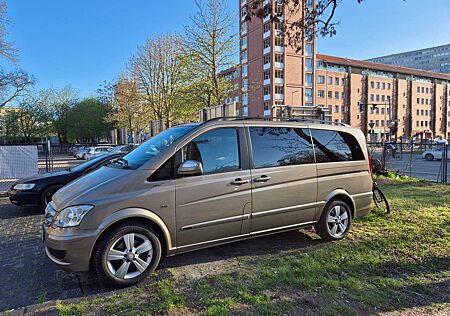 Mercedes-Benz Viano 3.0 CDI DPF lang Automatik Avantgarde EDITIO