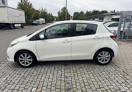 Toyota Yaris Cool