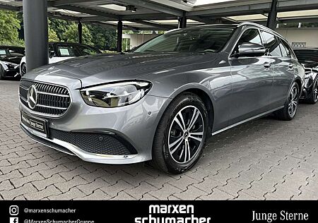 Mercedes-Benz E 220 d T AVANTGARDE Pano+Standh+Kamera+Business
