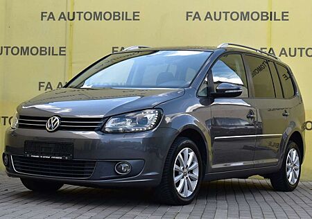 VW Touran Volkswagen Highline/XENON/NAVI/PDC/SHZ/AHK/SHZ/