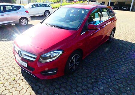 Mercedes-Benz B 200 Style Navi PDC