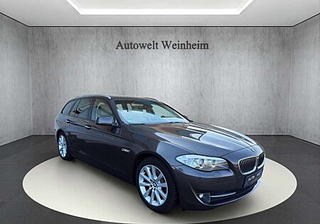 BMW 520 D°TOURING°PANO°AUT°LEDER°XENON°NAV°110TKM°SHZ