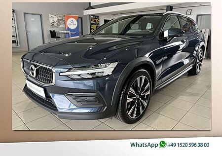 Volvo V60 CC V60 Cross Country CC B5 Pro AWD ACC BLIS Pano Kamera WinterPkt