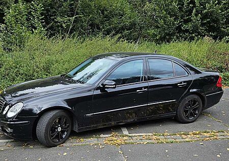 Mercedes-Benz E 200 Kompressor - *MOPF* (211.041)