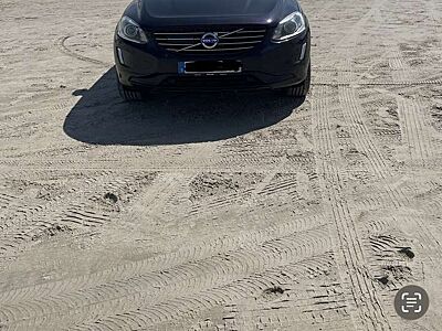 Volvo XC60 D5 AWD Geartronic Momentum Magic Blue