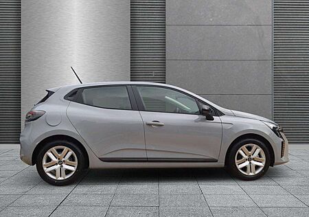 Renault Clio Evolution SHZ+Navi+RFK dCi 100 74 kW (101 PS), ...