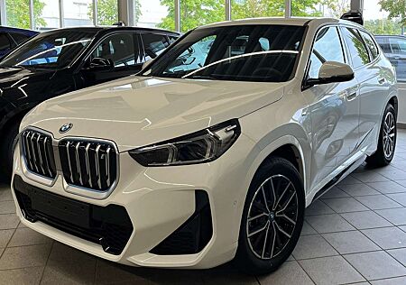 BMW iX1 xDrive30 M Sportpaket