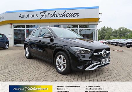Mercedes-Benz GLA 180 7G-Aut. m. NAVI+LED+RFK+SHZ+TEMP+ALU