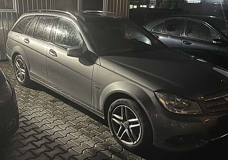 Mercedes-Benz C 200 T CDI DPF (BlueEFFICIENCY) 7G-TRONIC Elegance