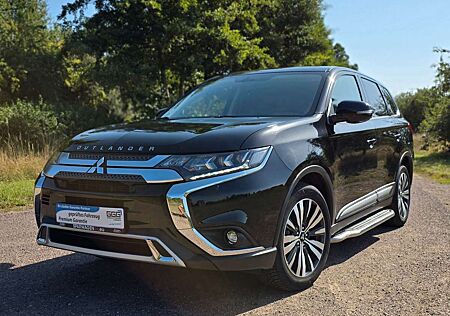 Mitsubishi Outlander Diamant Edition+ 4WD