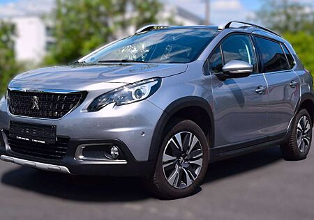 Peugeot 2008 Allure NAVI/Panoramadach/Teilleder