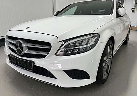 Mercedes-Benz C 300 T-Modell /LED/Leder/Navi