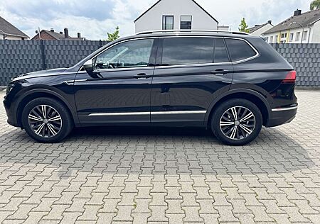 VW Tiguan Allspace Volkswagen Highline 4Motion