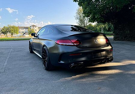 Mercedes-Benz C 63 AMG Coupé *JUNGE STERNE*SCHECKHEFT*PANO*