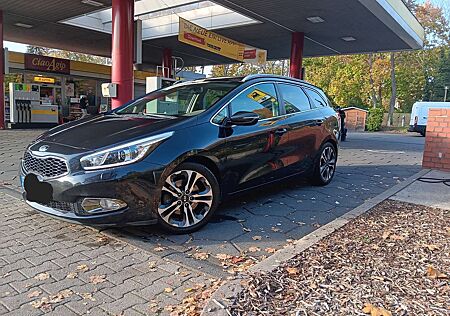 Kia Cee'd Ceed / Ceed 1.6 GDI Platinum Edition