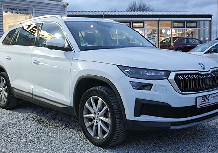 Skoda Kodiaq 2.0 TDI DSG Style Automatik Pano AHK Navi LED PDC