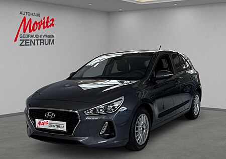 Hyundai i30 1.4 Select *FERNLICHTASSISTENT*