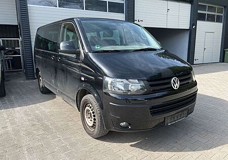 VW T5 Caravelle Volkswagen 4MOTION *8Sitze *Navi *AHK