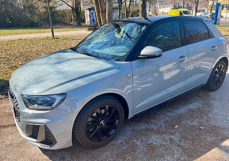 Audi A1 35 TFSI Sportback S tronic S line competition