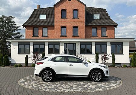 Kia XCeed Spirit Plug-in PHEV LED ACC TLeder CAM 18