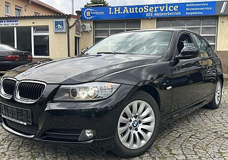BMW 320i 320 *NAVI*Schiebedach*PDC V+H