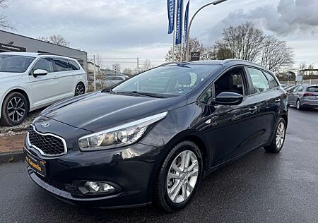 Kia Cee'd Ceed / 1.6/99KW/2.HAND/KLIMA/ALU/PDC/AHK/S.HEFT/TÜV-NE
