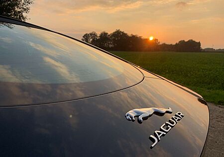 Jaguar F-Type Coupe Aut.