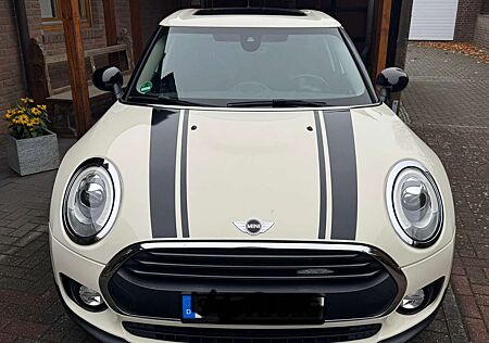 Mini One Clubman LED, Panorama , AhK, TÜV & Service neu