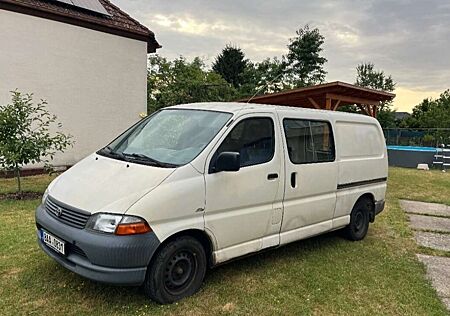 Toyota Hiace D-4D
