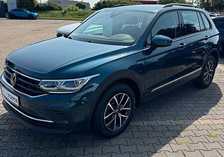 VW Tiguan Volkswagen Life 2.0 TDI