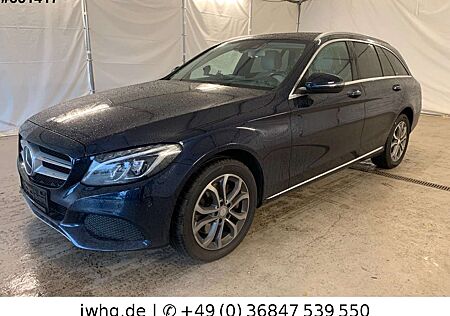 Mercedes-Benz C 250 4M Avantgarde ILS Comande Distr+ Kam SpurP