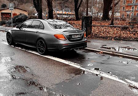 Mercedes-Benz E 63 AMG AMG E 63 S 4Matic AMG Speedshift 9G-MCT