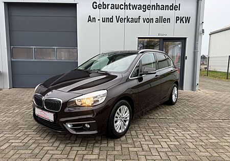BMW 218i 218 Active Tourer LuxuryLine*RFK*NAVI*LEDER*AHK
