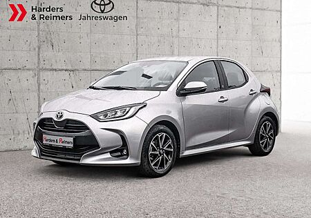 Toyota Yaris Hybrid Team D KLIMA SHZ KAMERA ACC LED