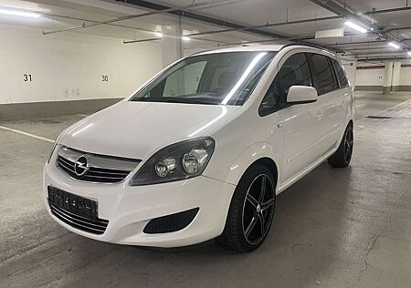 Opel Zafira B Family