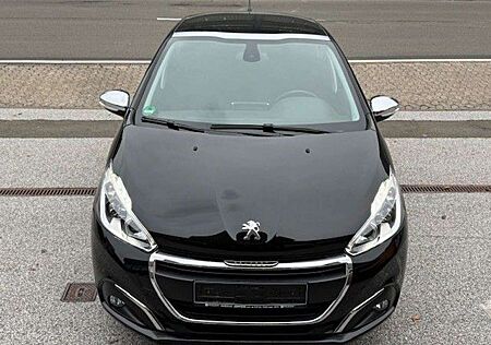 Peugeot 208 Style km 011159