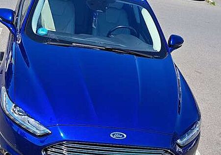 Ford Mondeo Titanium