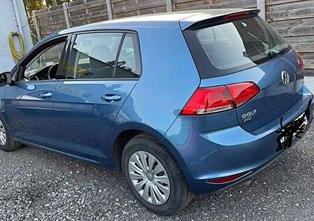VW Golf Volkswagen Trendline BMT