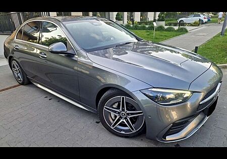 Mercedes-Benz C 220 d 147 kW / 200 PS Mild Hybrid 4Matic 9G-TRONIC AMG