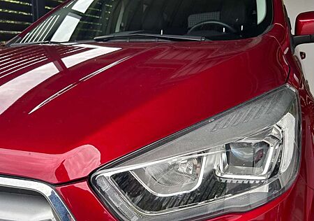 Ford Kuga 2.0 TDCi 2x4 Titanium