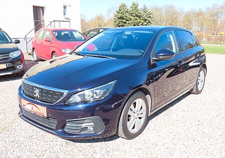 Peugeot 308 Active KLIMA NAVI LMF ZV SERVO