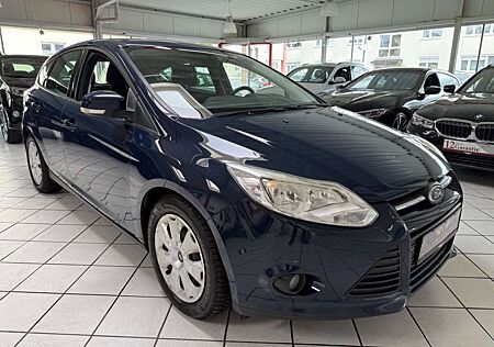 Ford Focus Lim. Trend 1.6 TDCI PDC KLIMA SHZ