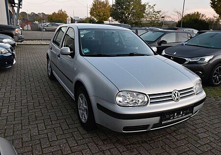 VW Golf Volkswagen 1.4 ZV/Klima 8 Fachbereift Tüv NEU