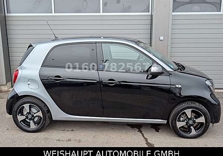 Smart ForFour /EQ-Sitzheiz/Kamera/Panno/Navi