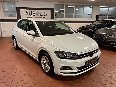 Volkswagen Polo VI Trendline Navi,AHK,Sitzheizung,PDC