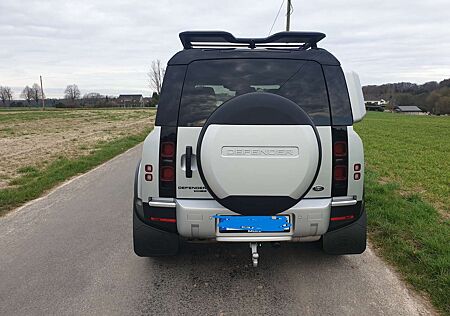 Land Rover Defender 110 D240 S