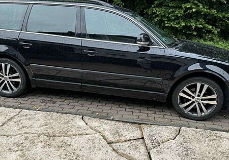 VW Passat Volkswagen 2.0 TDI DPF Comfortline Family