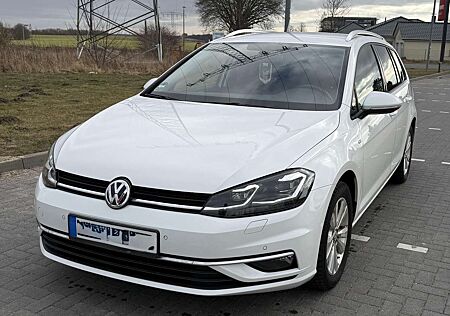 VW Golf Variant Volkswagen 1.6 TDI DSG Join