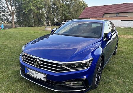 VW Passat Variant gebraucht kaufen VW Passat Variant Volkswagen 2.0 TDI DSG Elegance R-Line, TÜV & Bremsen neu
