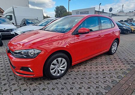 VW Polo Volkswagen VI Comfortline NOTBREMS-PDC-GARANTI-WENIGKM